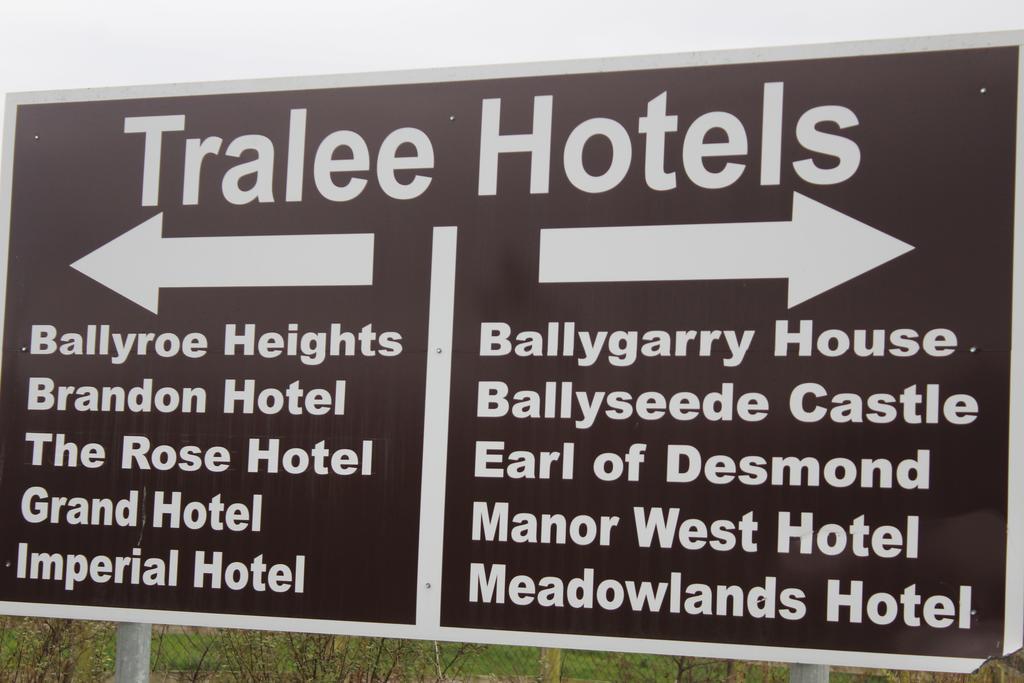 Breenville Farm House Tralee Exterior foto